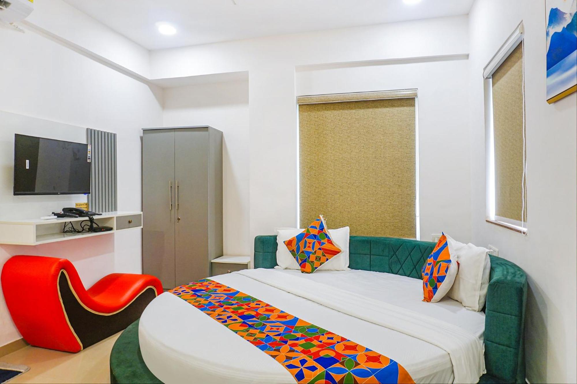 Hotel O The Leela Inn Пюн Екстериор снимка