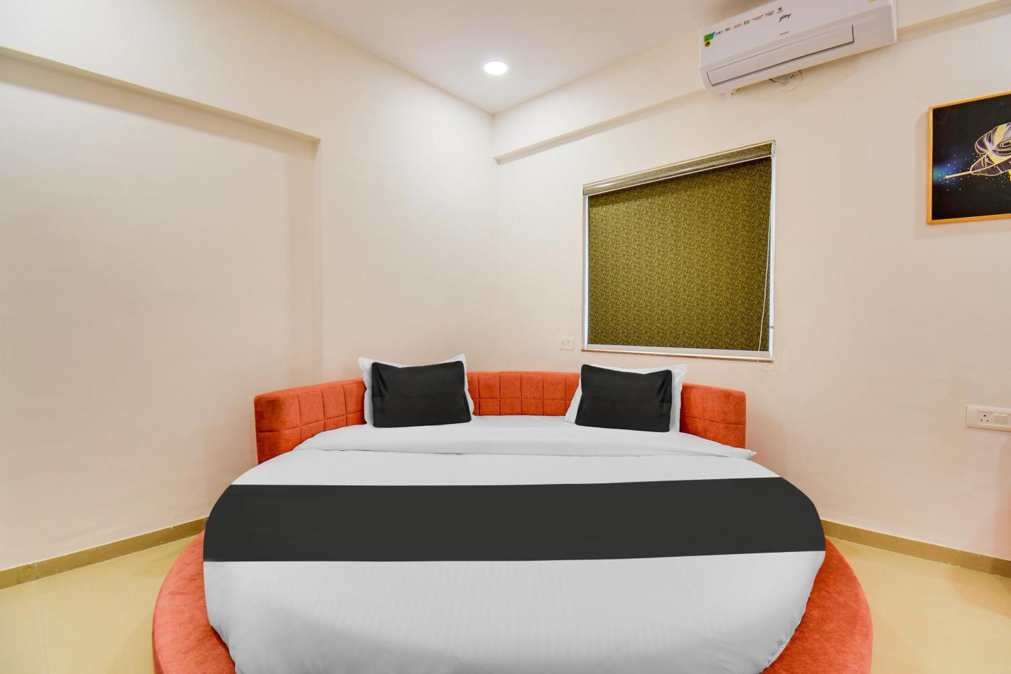 Hotel O The Leela Inn Пюн Екстериор снимка
