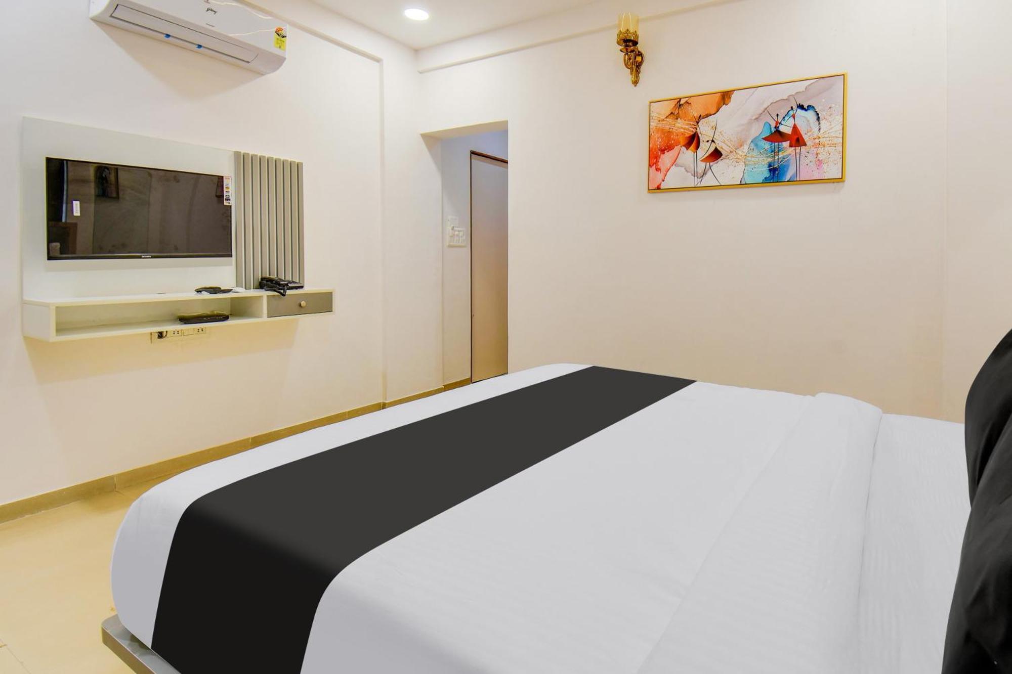 Hotel O The Leela Inn Пюн Екстериор снимка