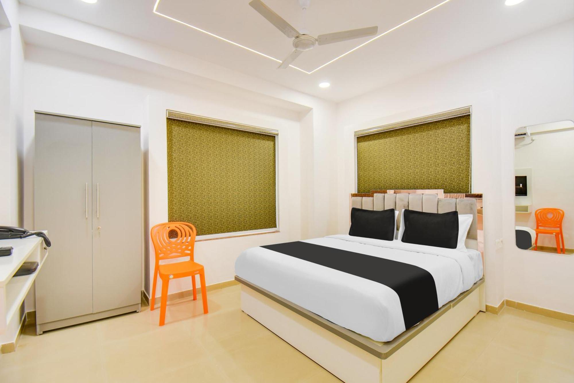 Hotel O The Leela Inn Пюн Екстериор снимка